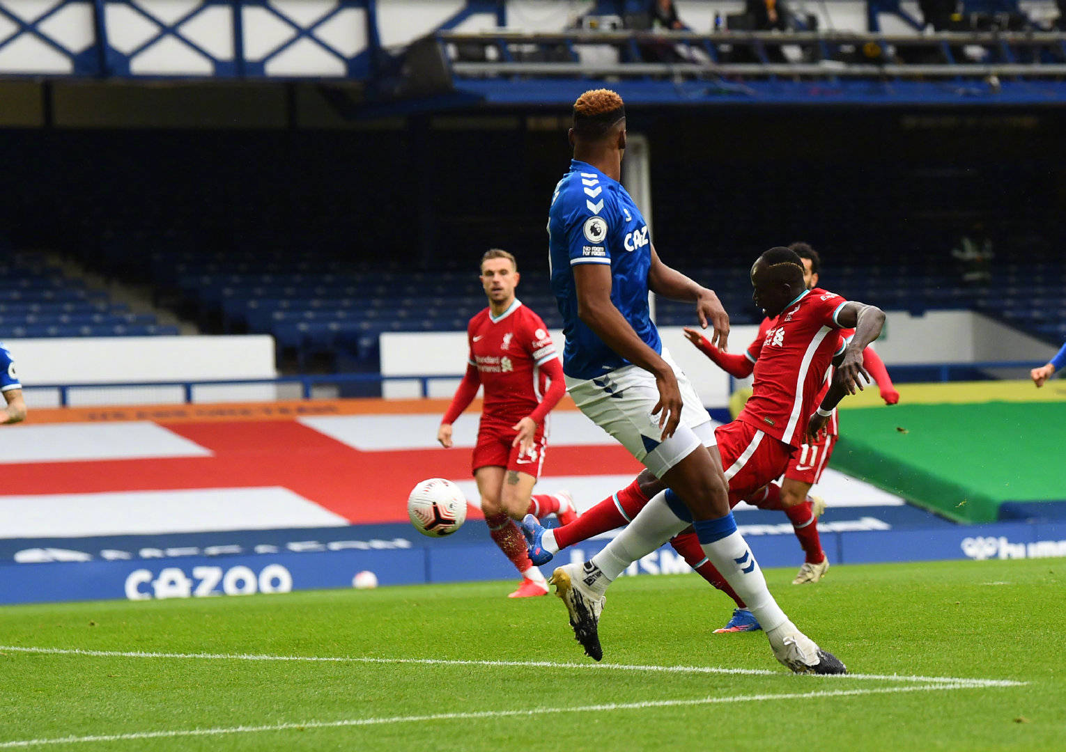 并预示着他 并预示着他