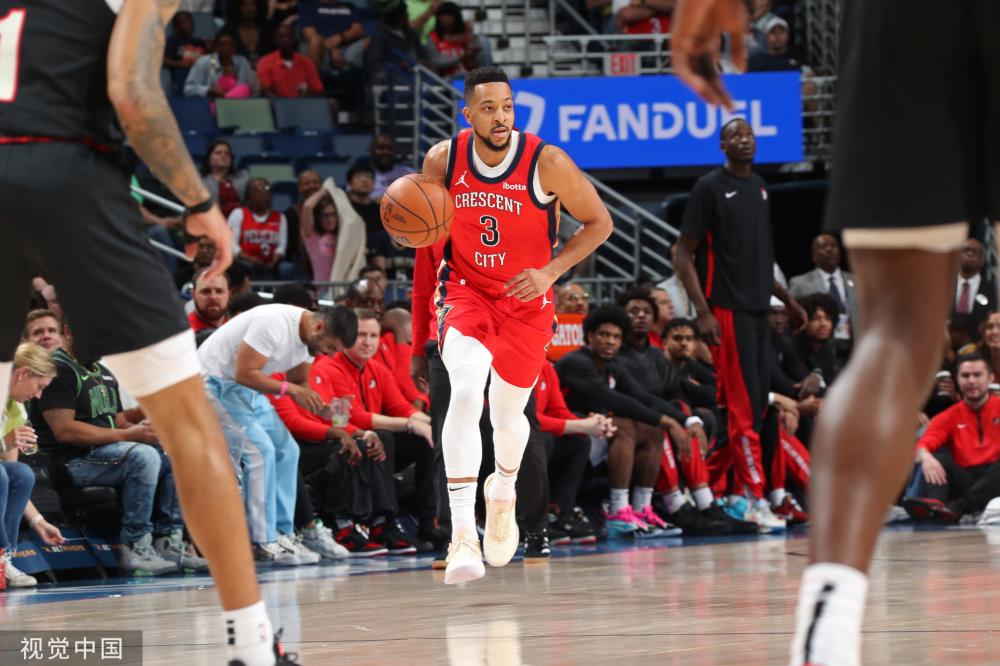 一名攻击型 一名攻击型